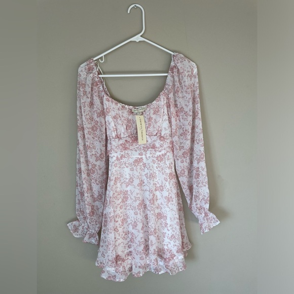 Coquette ThirtyThirty Floral Dress in Soft Pink NWT size MEDIUM - Picture 1 of 6